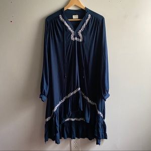 Rare!! Fillyboo navy with white embroidery tunic ruffle hem dress. EUC.